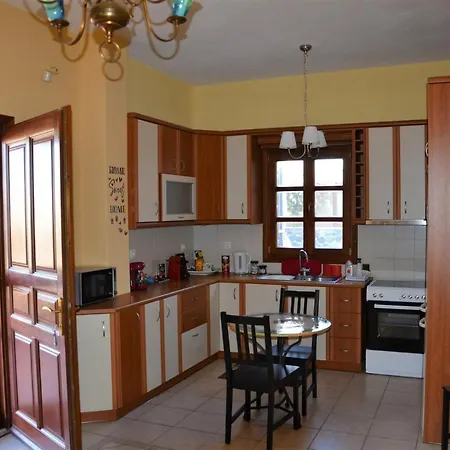 Vineyards Hill Megalochori (Santorini)